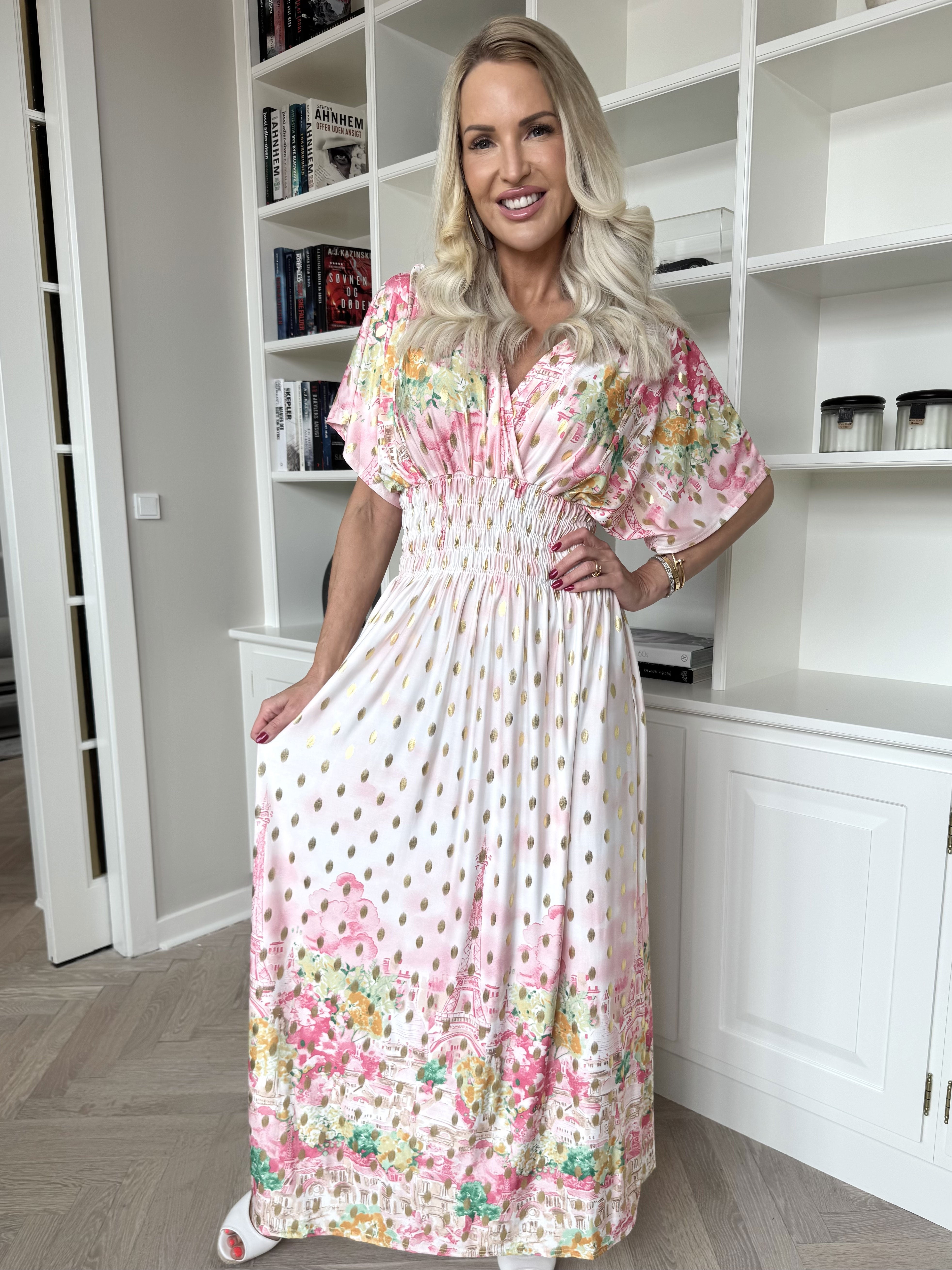 Pams Paris - Lång elastisk mönstrad klänning med guldnitar